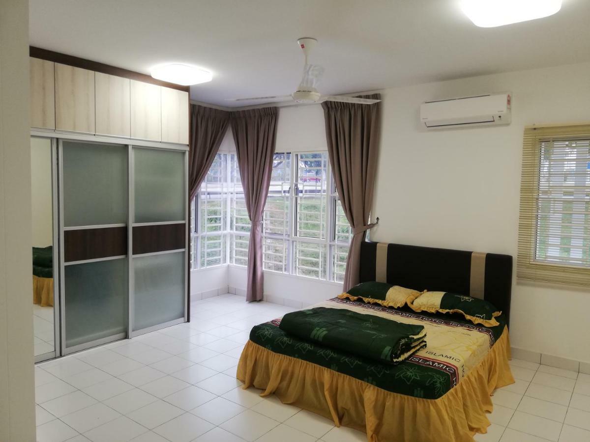 Ae Homestay Putrajaya Exterior photo