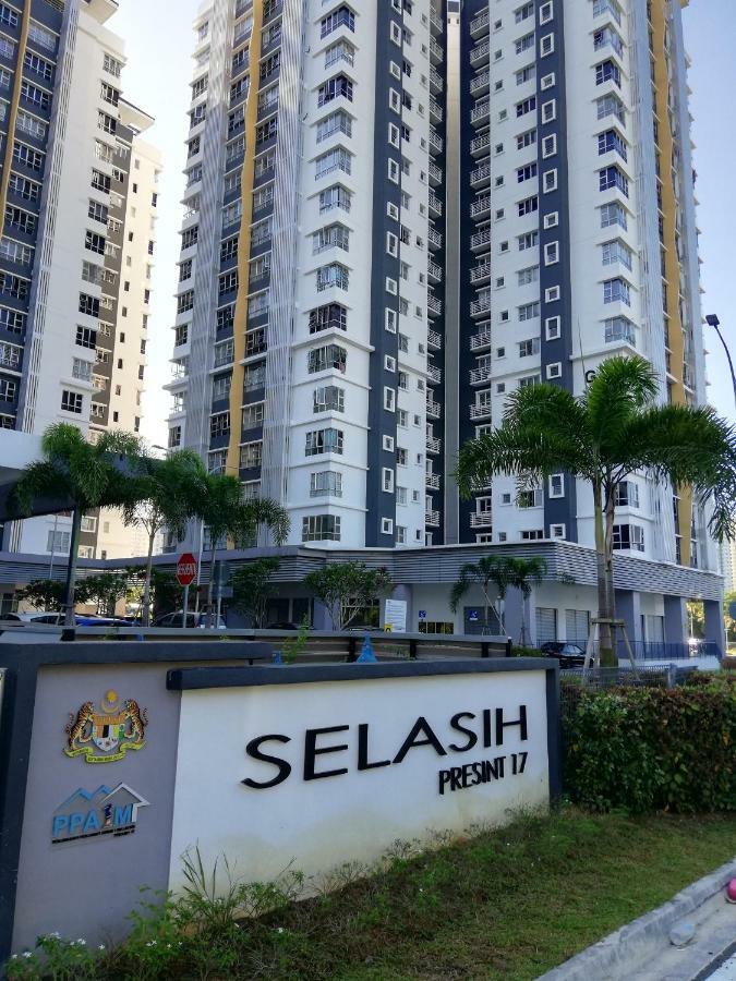 Ae Homestay Putrajaya Exterior photo